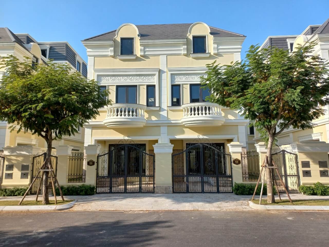 Biệt thự song lập An Lạc Green Symphony